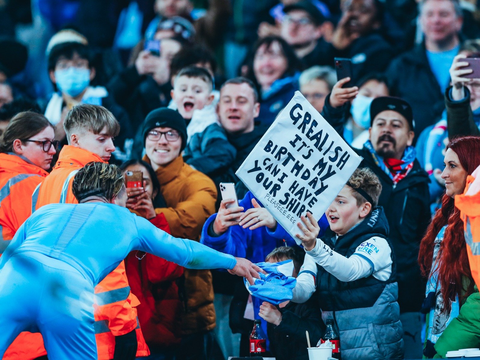 不仅成为那 不仅成为那